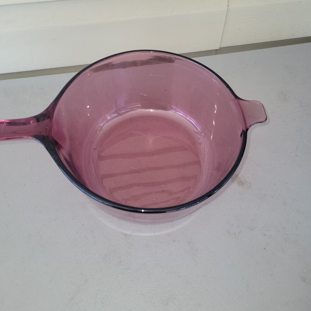 Vintage Corning Vision Ware 2.5 Liter Sauce Pan Cranberry w/ Lid Visionware - Picture 4 of 8